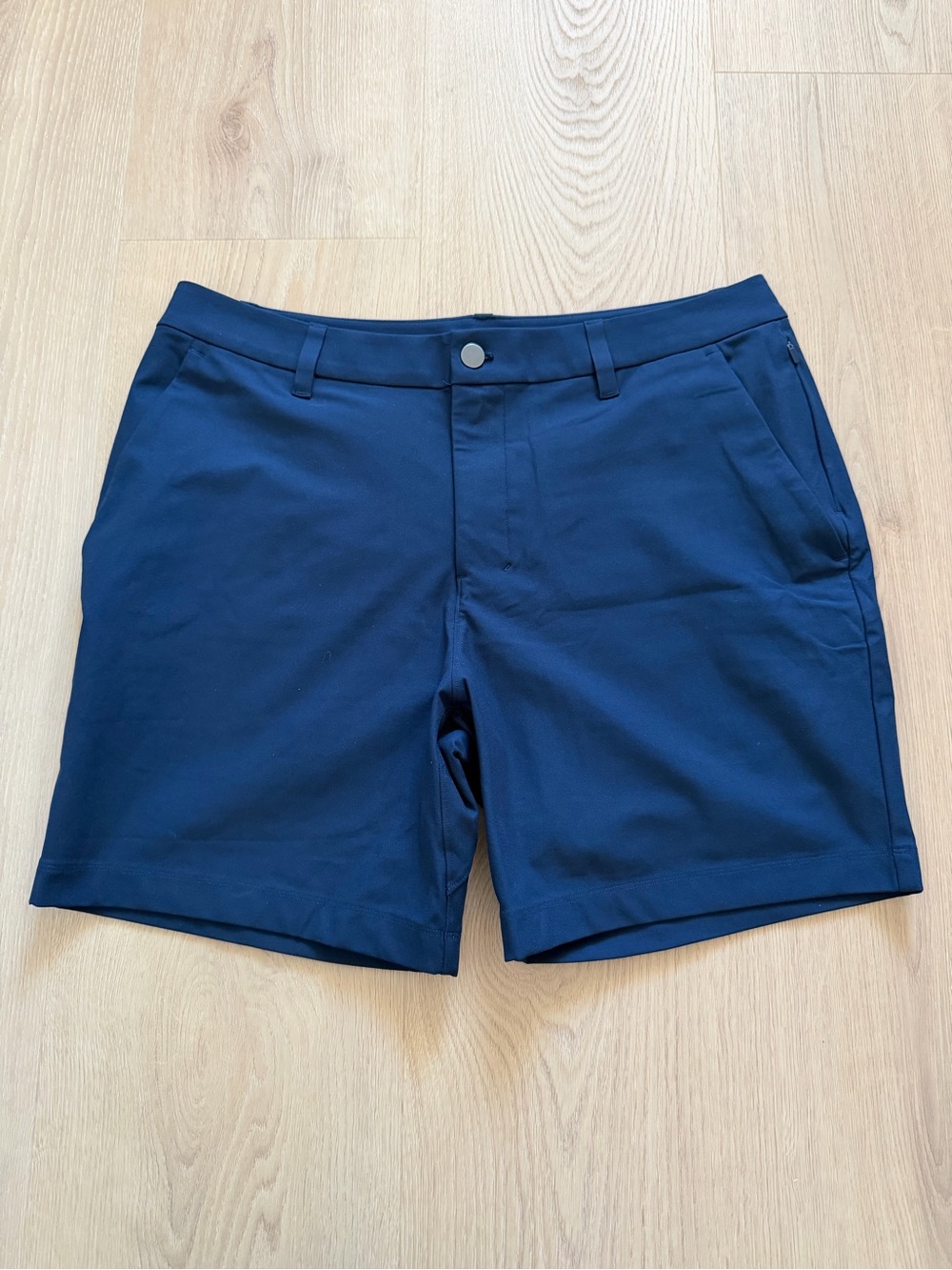 lululemon athletica ABC Classic-Fit short